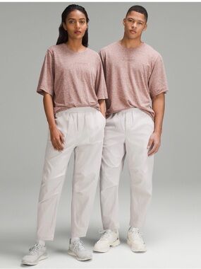 lululemon lab Cotton-Blend T-Shirt
*Graphic Twilight Rose
